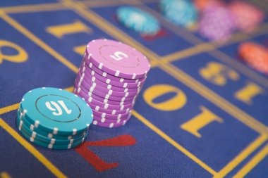 pokerman অ্যাপের মাধ্যমে লাইভ ক্যাসিনো উপভোগ